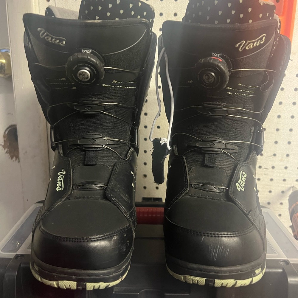 Vans Encore Snowboard Boots Boa 7
